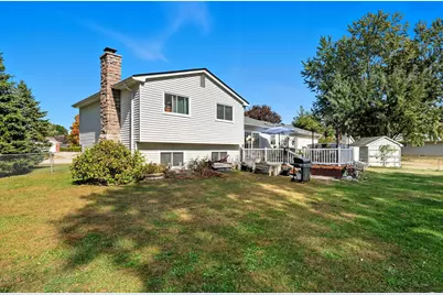 5135 Cheryl Dr, Almont, MI 48003 - Photo 5