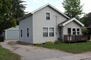 229 S Sherman St, Sheridan, MI 48884 - Photo 1