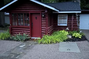 252 W Lake Dr, Cadillac, MI 49601 - Photo 19