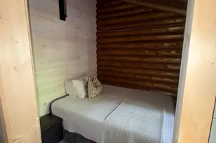 252 W Lake Dr, Cadillac, MI 49601 - Photo 7