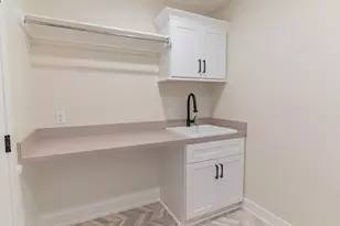 1844 Stratford Ln NW, Grand Rapids, MI 49534 - Photo 41