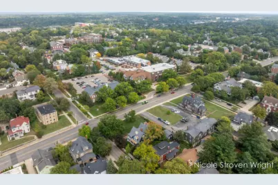 400 Fulton Street E, Grand Rapids, MI 49503 - Photo 87