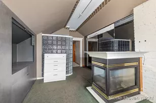 400 Fulton St E, Grand Rapids, MI 49503 - Photo 71