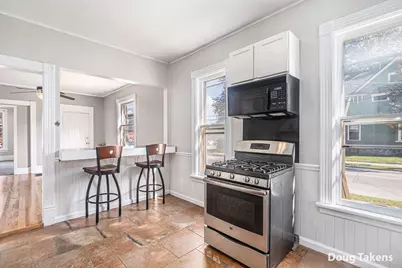 556 Lyon Street NE, Grand Rapids, MI 49503 - Photo 15