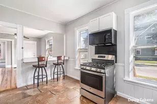 556 Lyon St NE, Grand Rapids, MI 49503 - Photo 15