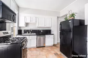 556 Lyon St NE, Grand Rapids, MI 49503 - Photo 17