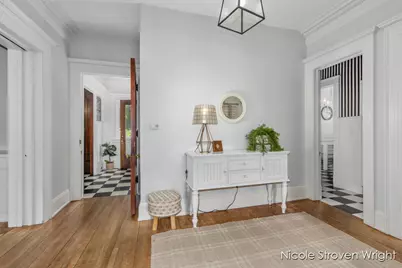 400 Fulton Street E, Grand Rapids, MI 49503 - Photo 17