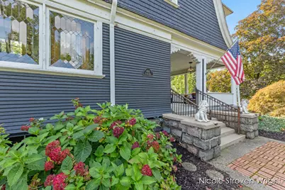 400 Fulton Street E, Grand Rapids, MI 49503 - Photo 9