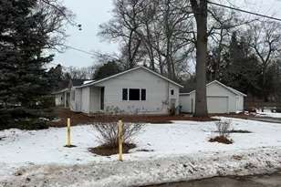1310 W Giles Rd, Muskegon, MI 49445 - Photo 3