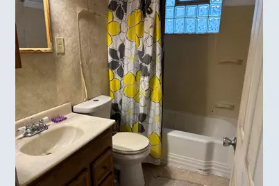 29715 Walnut Street, Flat Rock, MI 48134 - Photo 9