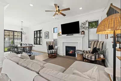 2020 Watkins Lake Road, Waterford, MI 48328 - Photo 9