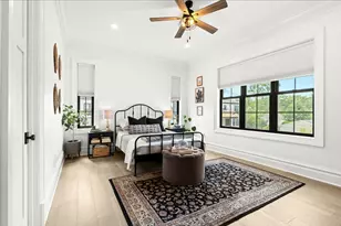 2020 Watkins Lake Rd, Waterford, MI 48328 - Photo 17