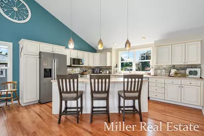 2899 Loehrs Landing Drive, Hastings, MI 49058 - Photo 9