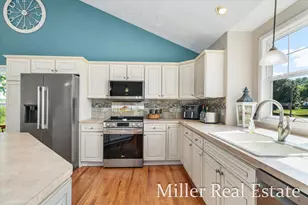 2899 Loehrs Landing Dr, Hastings, MI 49058 - Photo 7