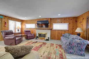 1333 Hess Lake Dr, Grant, MI 49327 - Photo 13