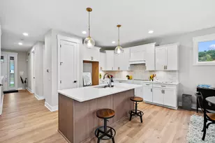 705 Briella Ct, Portage, MI 49024 - Photo 7