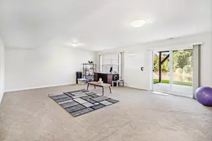 1184 S Village Cir, Kalamazoo, MI 49009 - Photo 19