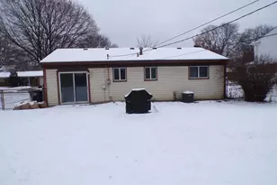 9942 Lincoln St, Taylor, MI 48180 - Photo 7
