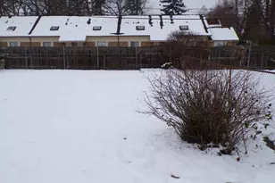 9942 Lincoln St, Taylor, MI 48180 - Photo 5