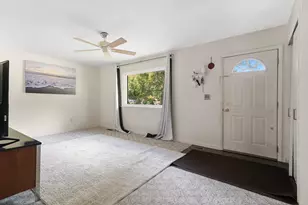 42107 Lincoln St, Van Buren Township, MI 48111 - Photo 5