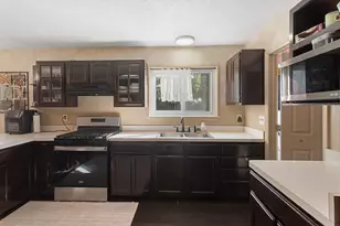 42107 Lincoln St, Van Buren Township, MI 48111 - Photo 9