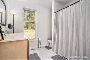 4070 E Fruiport Rd, Fruitport, MI 49415 - Photo 9