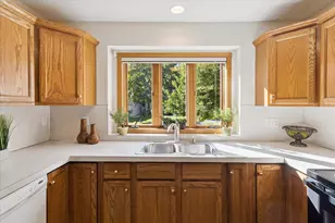 2486 Falcon Pointe Dr NW, Grand Rapids, MI 49534 - Photo 17