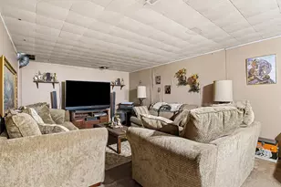 640 O'Brien Dr, Benton Harbor, MI 49022 - Photo 15