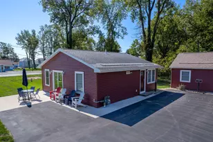 5568 Paw Paw Lake Rd, Coloma, MI 49038 - Photo 19