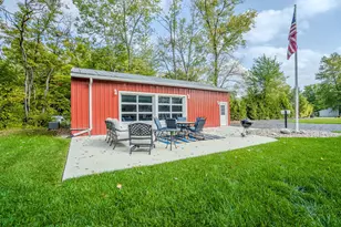 5568 Paw Paw Lake Rd, Coloma, MI 49038 - Photo 13