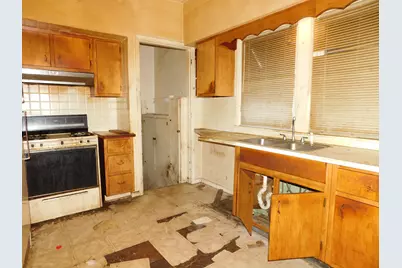 276 McKinley Avenue N, Battle Creek, MI 49017 - Photo 13