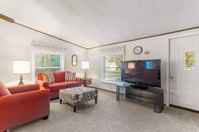 14128 Luckett Lane, Grand Haven, MI 49417 - Photo 13