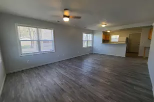 1226 Chicago Ave, Benton Harbor, MI 49022 - Photo 7