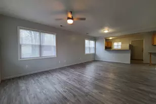 1226 Chicago Ave, Benton Harbor, MI 49022 - Photo 5