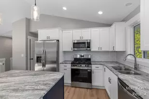 10613 68th Ave, Allendale, MI 49401 - Photo 9