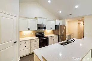 197 Janes View Dr, Holland, MI 49424 - Photo 37