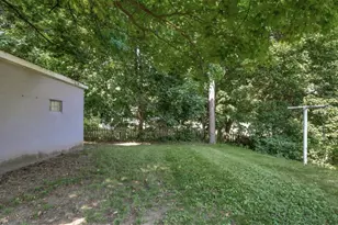 1727-1729 Sunnyside Dr, Kalamazoo, MI 49048 - Photo 15