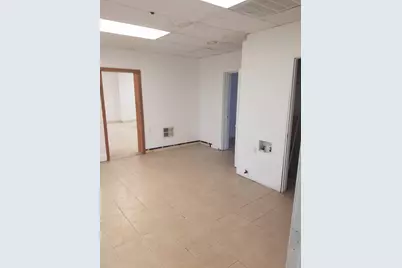 127 N River Avenue #1, Holland, MI 49424 - Photo 5