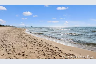 19201 North Shore Drive, Spring Lake, MI 49456 - Photo 11