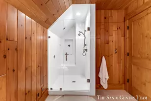 19201 N Shore Dr, Spring Lake, MI 49456 - Photo 73