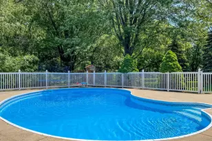 145 Bay Meadows Dr, Holland, MI 49424 - Photo 75