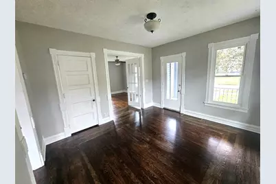 37 Convis Street, Battle Creek, MI 49017 - Photo 3