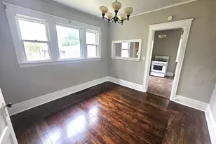 37 Convis St, Battle Creek, MI 49017 - Photo 5