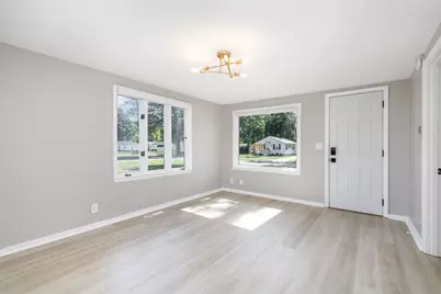649 Grant Avenue, Saint Joseph, MI 49085 - Photo 5