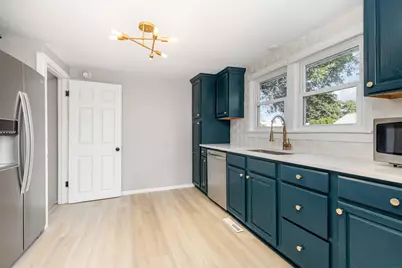 649 Grant Avenue, Saint Joseph, MI 49085 - Photo 7