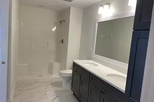 3327 Kings River St SW, Wyoming, MI 49418 - Photo 9