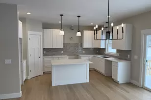 5925 Grand Vista Dr, Coopersville, MI 49404 - Photo 9