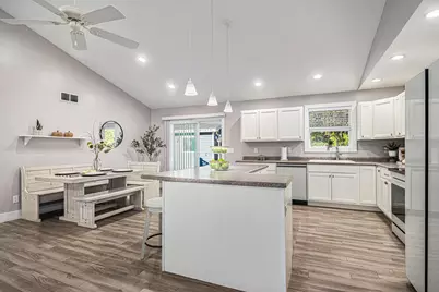 704 Ottawa Court, Buchanan, MI 49107 - Photo 3