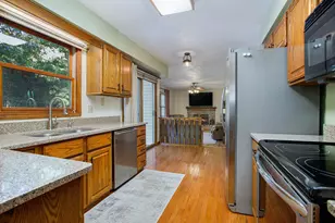 154 Hidden Forest Rd, Battle Creek, MI 49014 - Photo 7