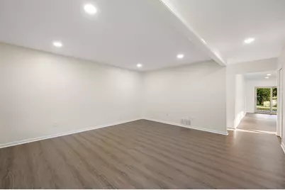 21934 S Nunneley Road, Clinton Twp, MI 48035 - Photo 5